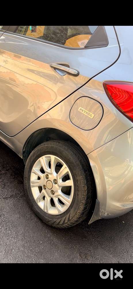 Tata Tiago Petrol 2018