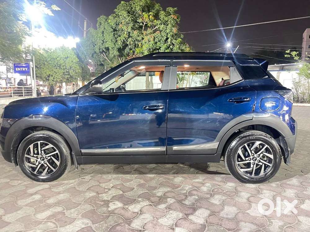 Mahindra Xuv 3xo 2025 Petrol 5380 Km Driven