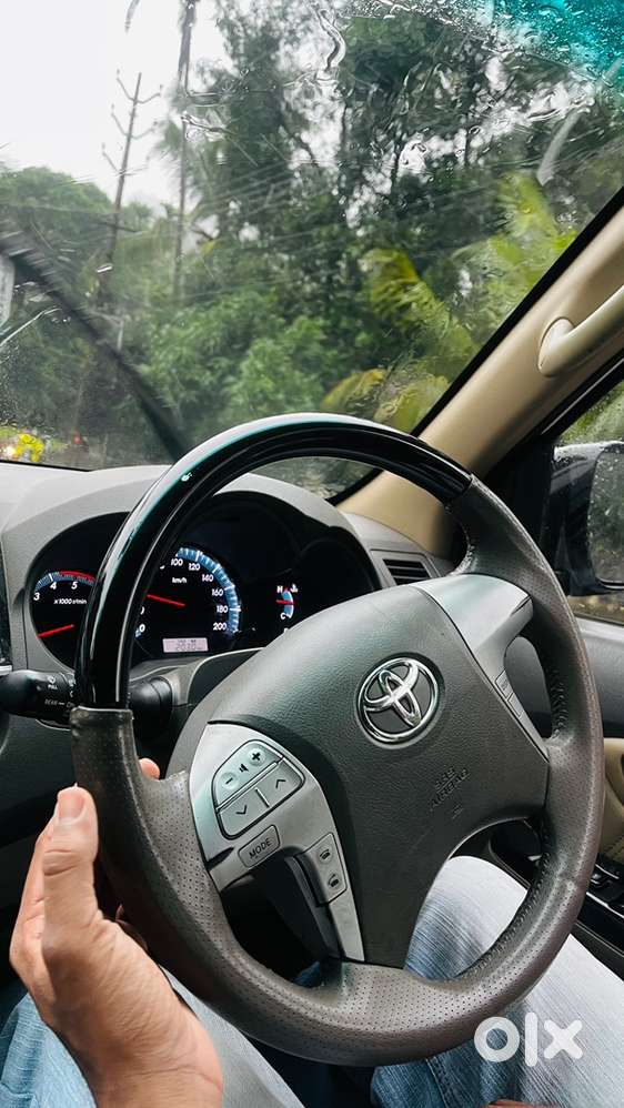 Toyota Fortuner Diesel 2012