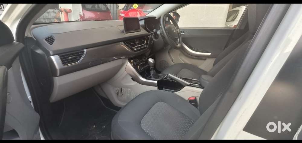 Tata Nexon 1.2 Revotron Xz Plus Dual Tone, 2017, Petrol