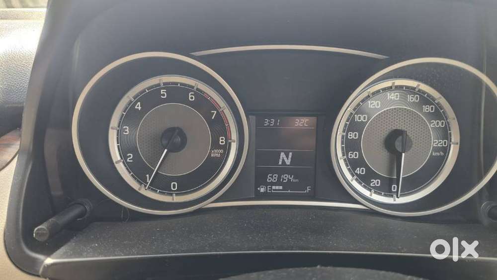 Maruti Suzuki Dzire 1.2 Vxi Amt, 2019