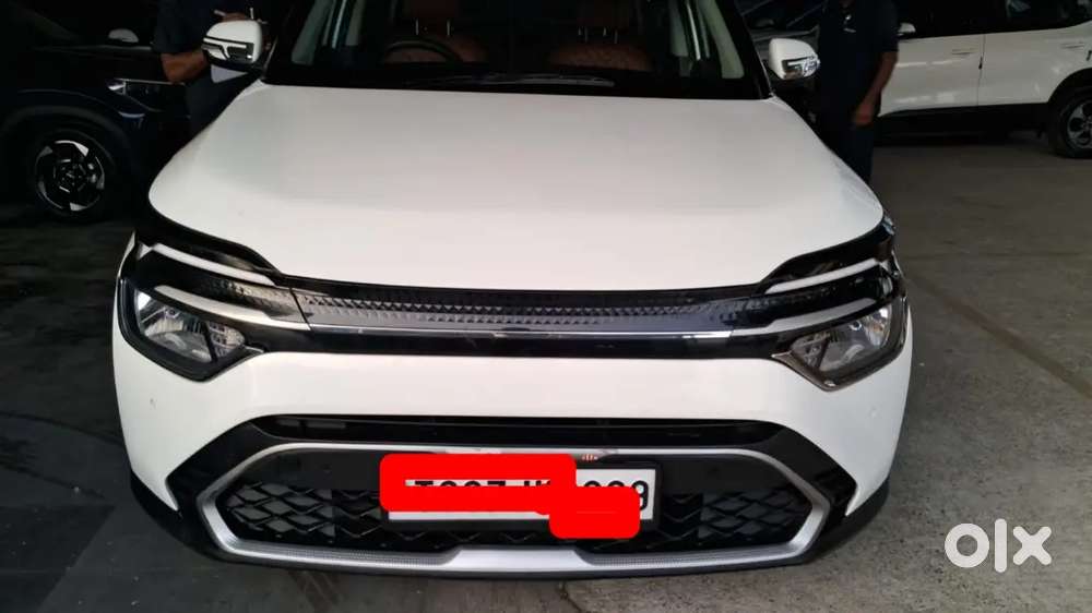 Kia Carens 2022 Petrol 32600 Km Driven