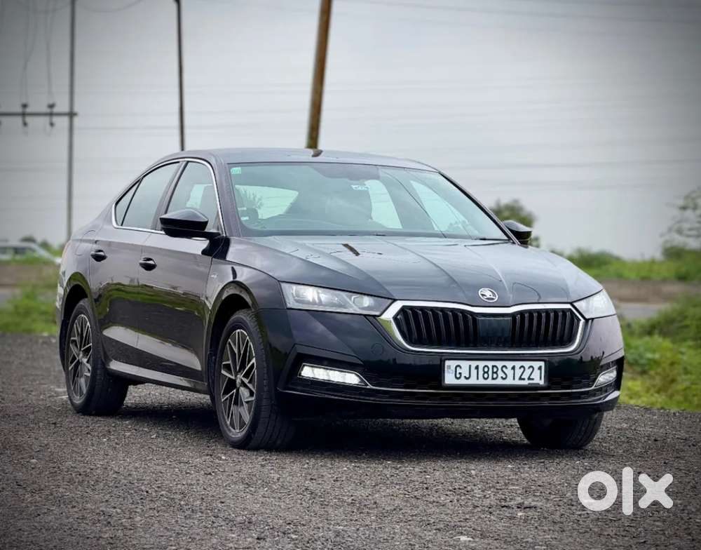 Skoda Octavia 2.0 L K Tsi At, 2022, Petrol