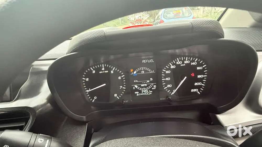 Tata Altroz 1.2 Plus 2021