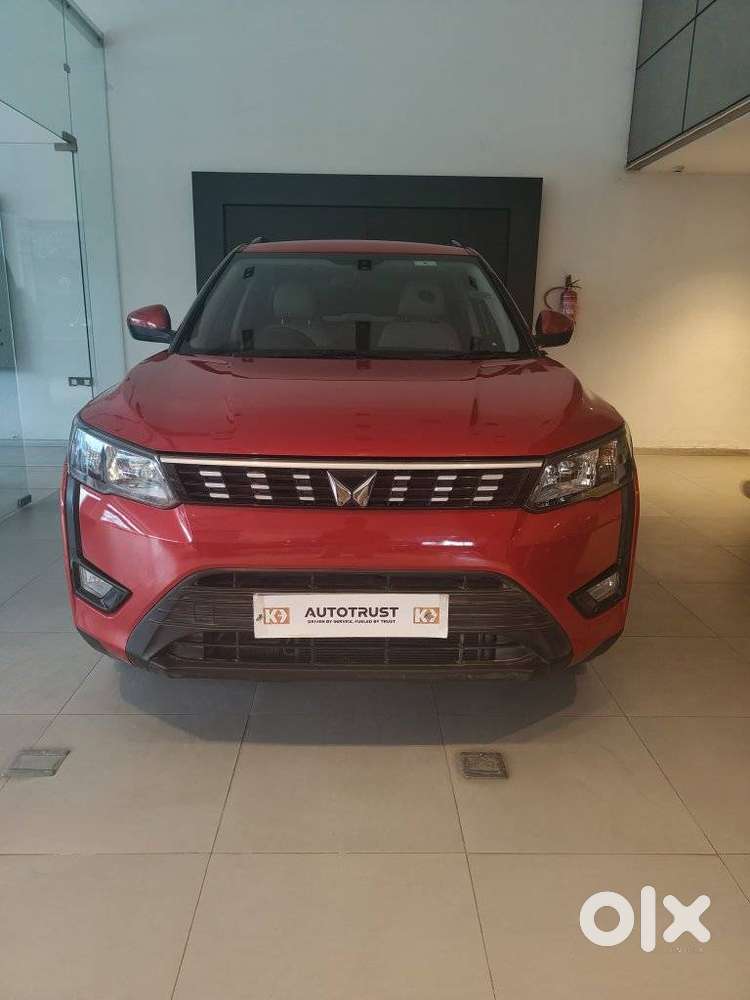 Mahindra Xuv300 W6, 2022, Petrol