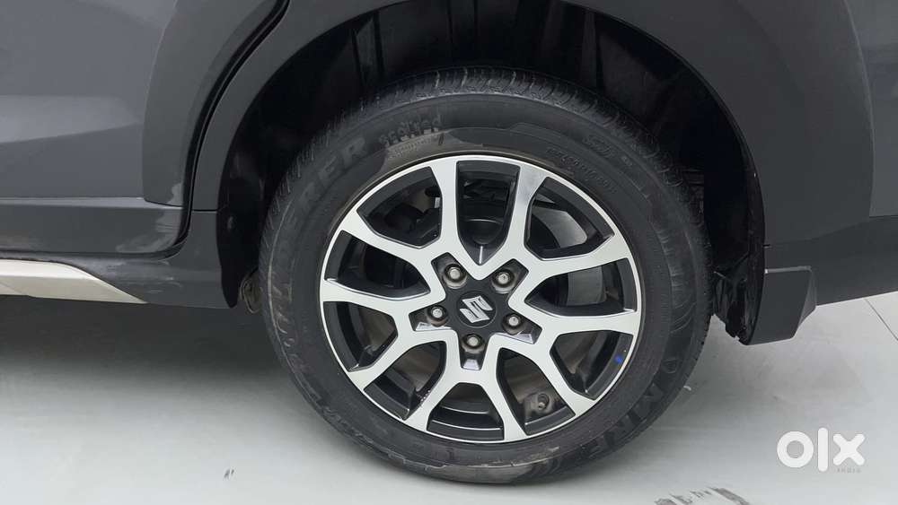 Maruti Suzuki Xl6 1.5 Zeta Mt, 2023, Petrol