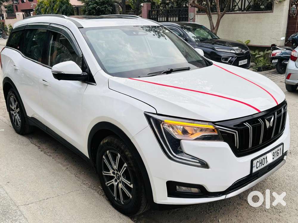 Mahindra Xuv700 2.0 Ax 7 Petrol At Luxury Pack Str, 2022, Petrol