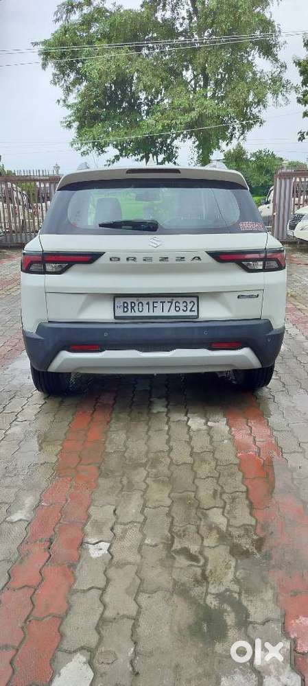 Maruti Suzuki Brezza 1.5 Zxi Plus At Smart Hybrid, 2022, Petrol