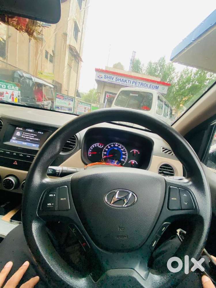 Hyundai Grand I10 2017 Cng & Hybrids Well Maintained