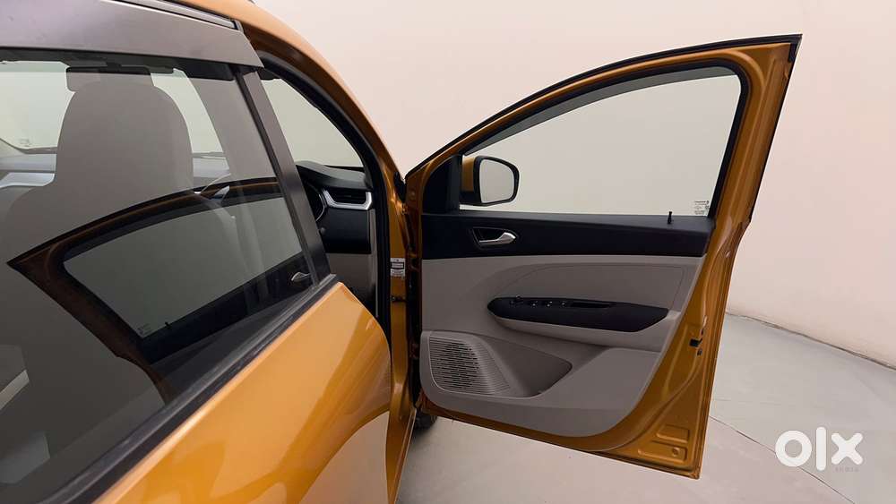 Renault Triber Rxz Easy-r Amt, 2020, Petrol
