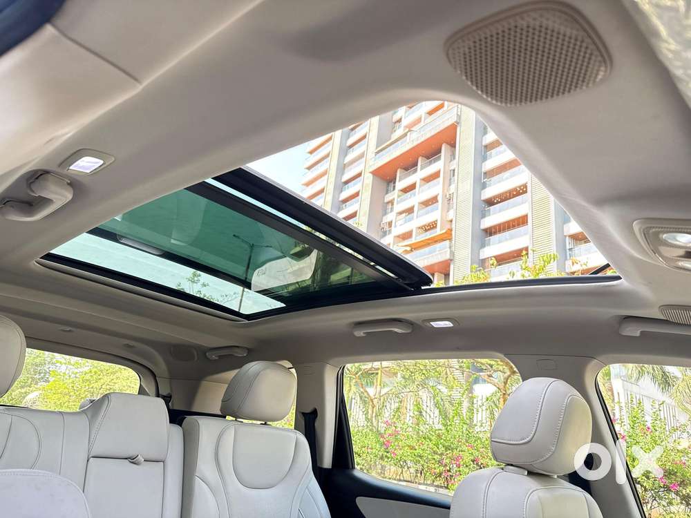 Mahindra Xuv700 Ax7 Luxury Pack Awd, 2022, Petrol