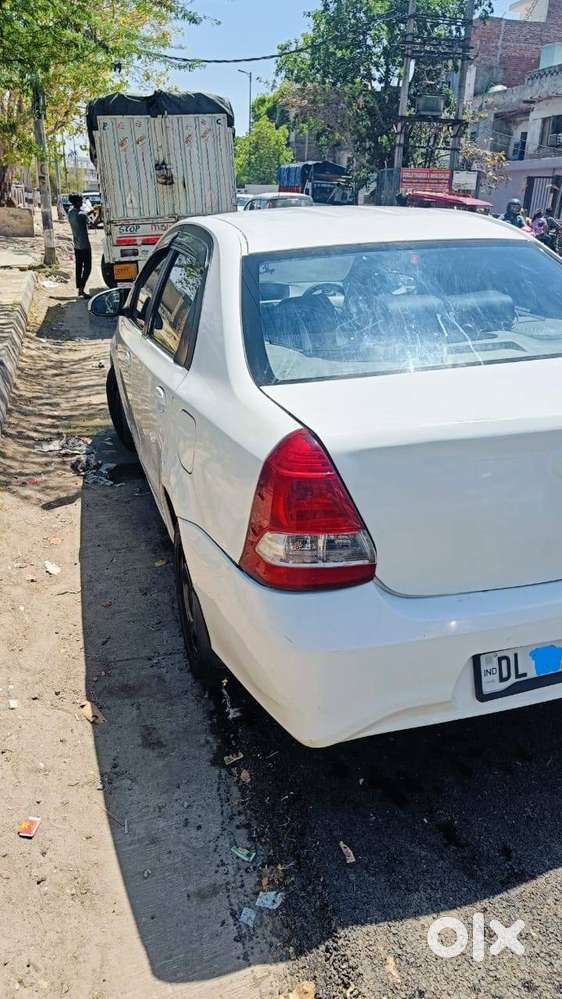 Toyota Etios 2017 Cng & Petrol Well Maintained