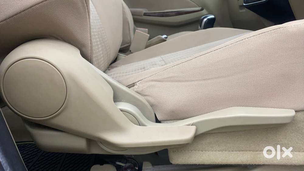 Maruti Suzuki Swift Dzire Zxi + Amt, 2019, Petrol