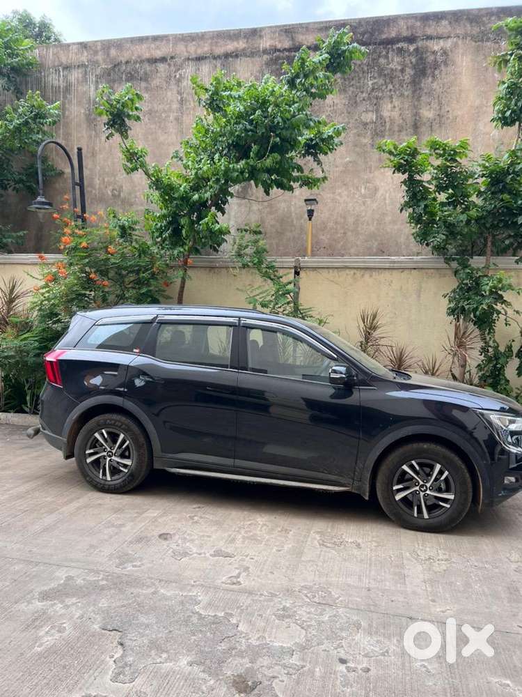 Mahindra Xuv700 2025 Diesel Well Maintained