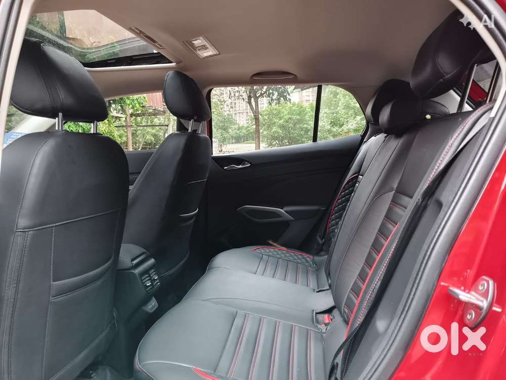 Skoda Kylaq Signature, 2026, Petrol