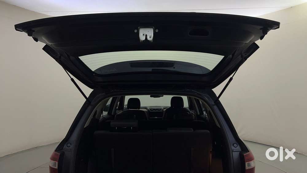 Hyundai Alcazar Platinum 7 Str 1.5 Turbo Petrol Adventure, 2023, Pet..