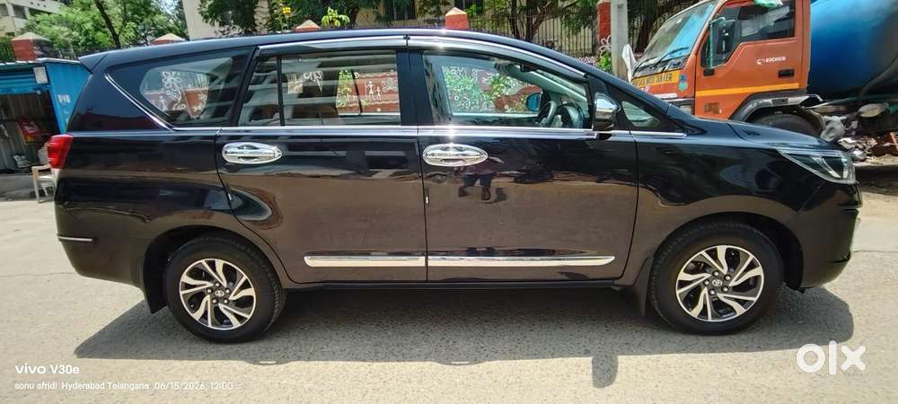 Toyota Innova Crysta 2.4 G Mt 8s, 2021, Diesel