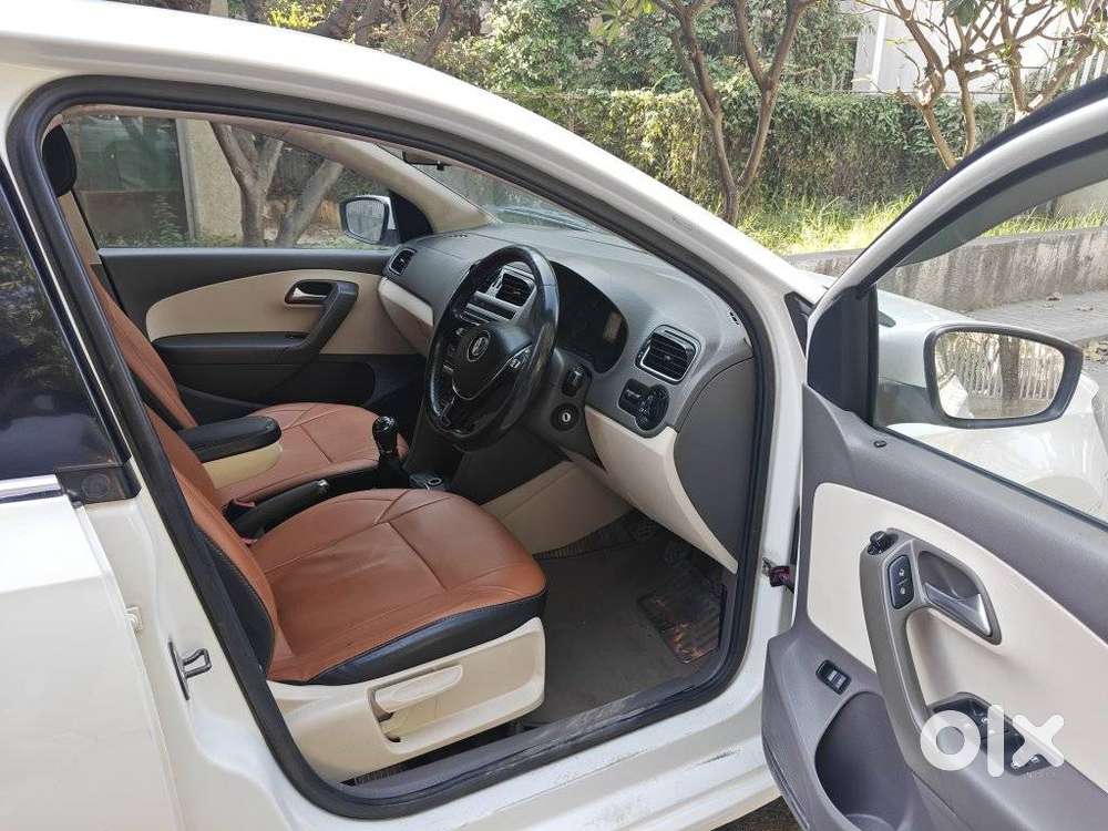 Volkswagen Vento, 2015, Petrol