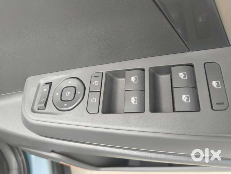 Kia Syros Htx Plus Turbo Dct, 2025, Petrol