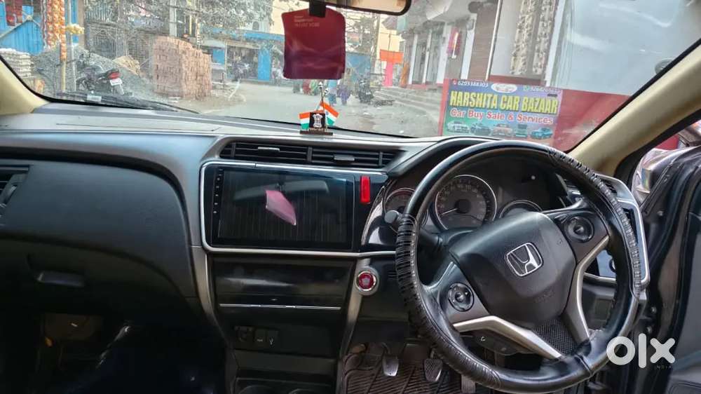 Honda City 2014 Diesel Good Condition With Sunroof