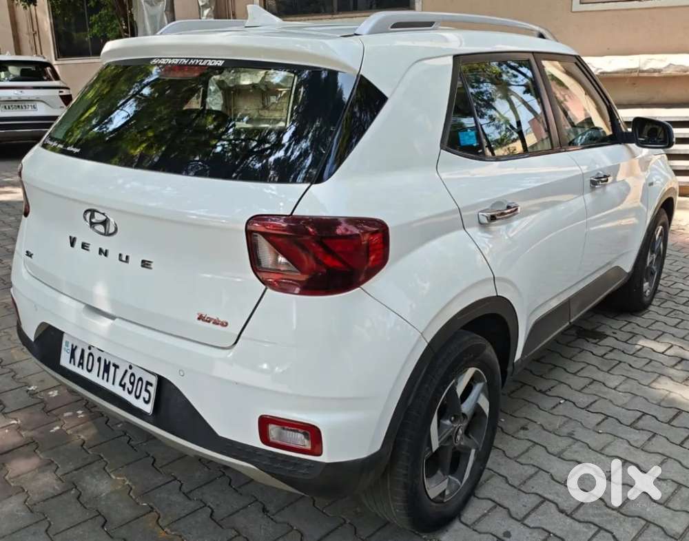 Hyundai Venue 1.0 Sx (o) Turbo Dct, 2019, Petrol