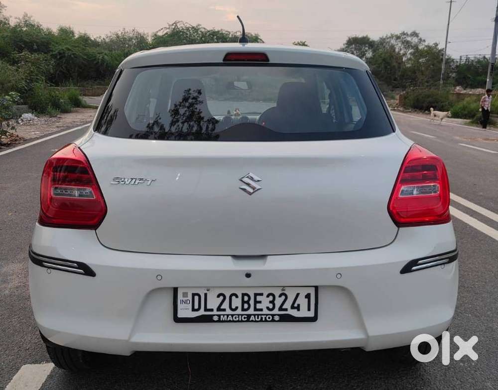 Maruti Suzuki Swift Lxi Optional-o, 2023, Petrol
