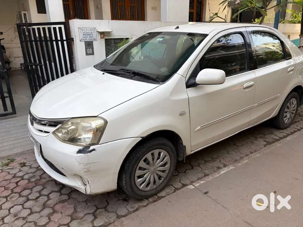 Toyota Etios 2011 Petrol Well Maintained
