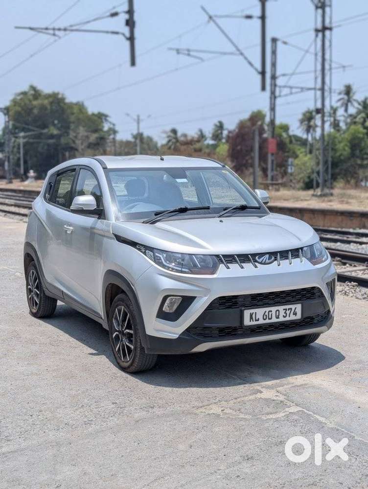 Mahindra Kuv 100 K8 5str, 2018, Petrol