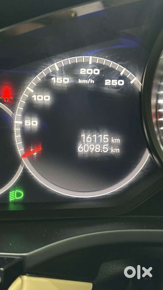 Porsche Cayenne Base, 2023, Petrol