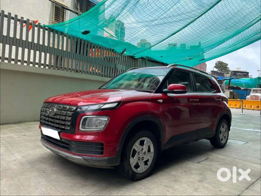 Hyundai Venue 2023 Petrol Single Owner For 5.25000
