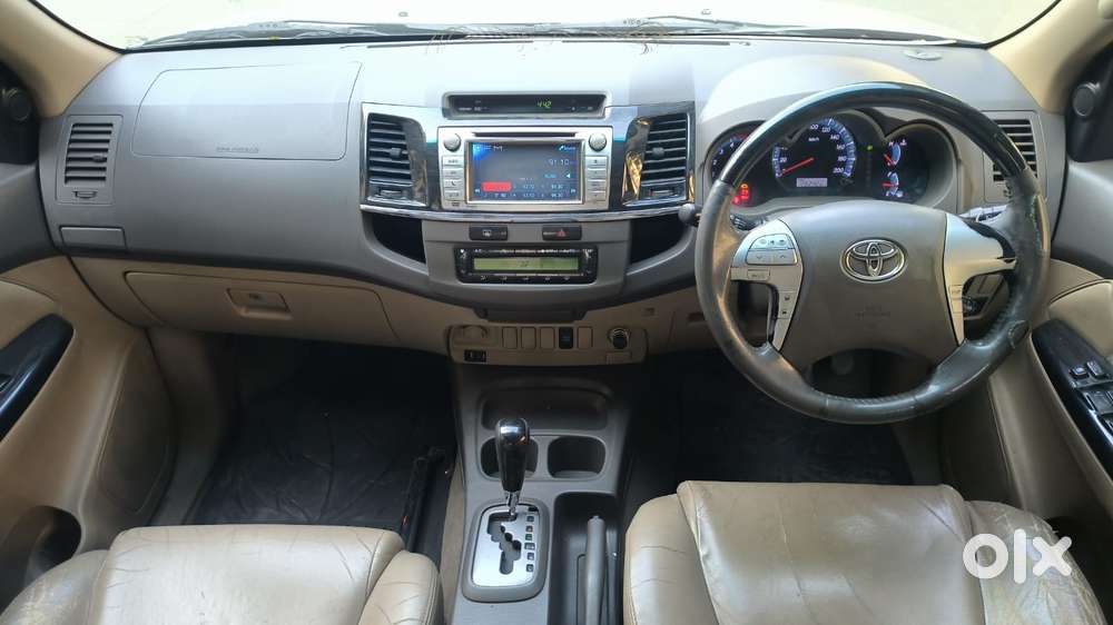 Toyota Fortuner 3.0 4x2 Automatic, 2012, Diesel