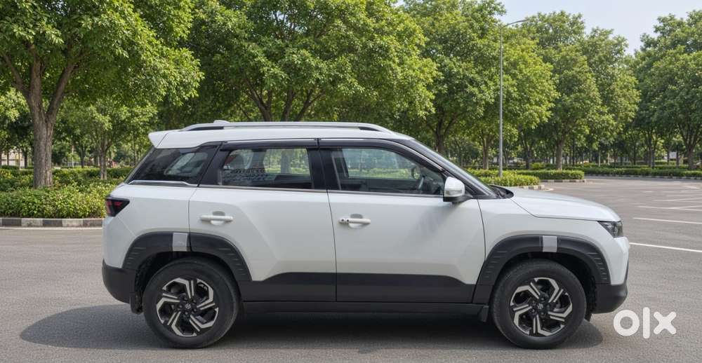 Maruti Suzuki Brezza 1.5 Zxi Plus Smart Hybrid, 2022, Petrol