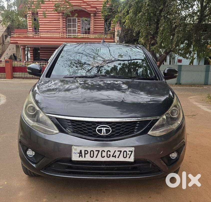 Tata Bolt Revotron Xt, 2015, Petrol
