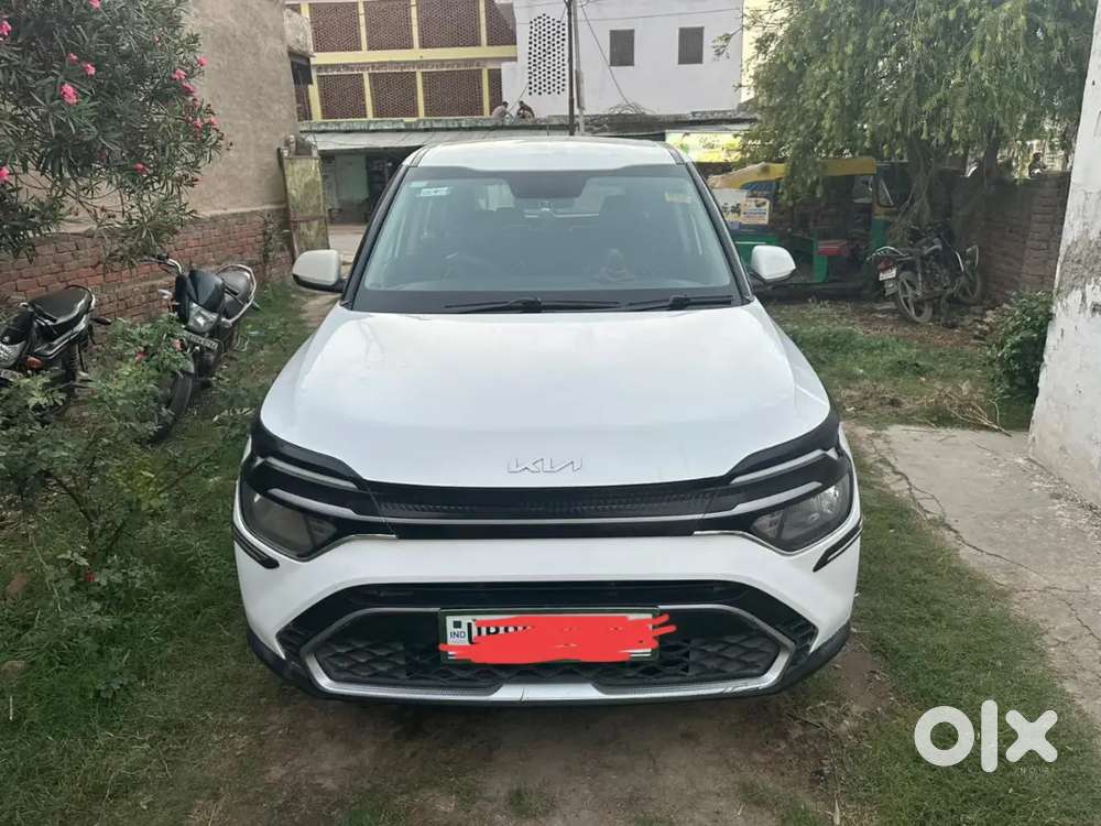 Kia Carens 2023 Diesel Well Maintained