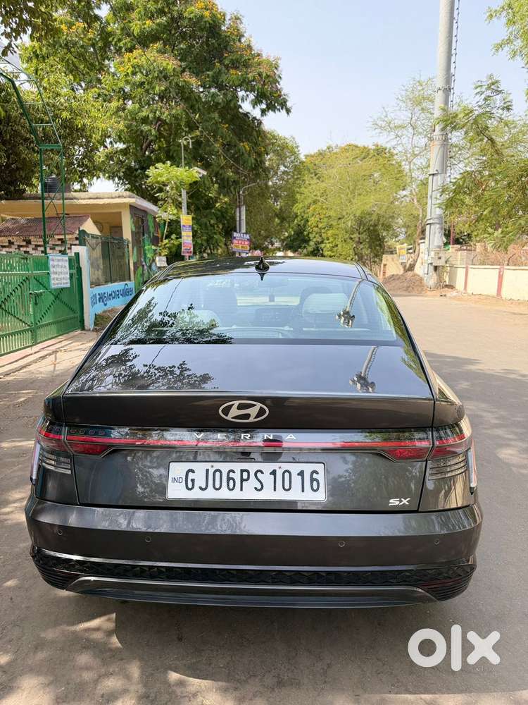 Hyundai Verna 1.6 Sx Vtvt At, 2024, Petrol