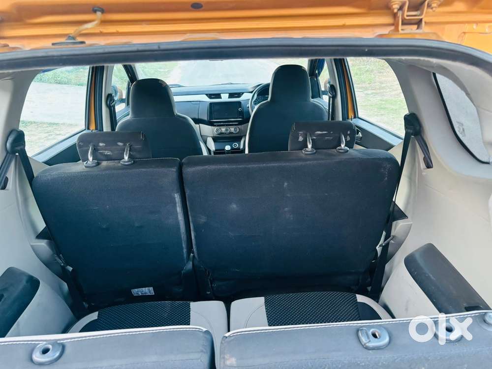 Renault Triber Rxz, 2021, Petrol