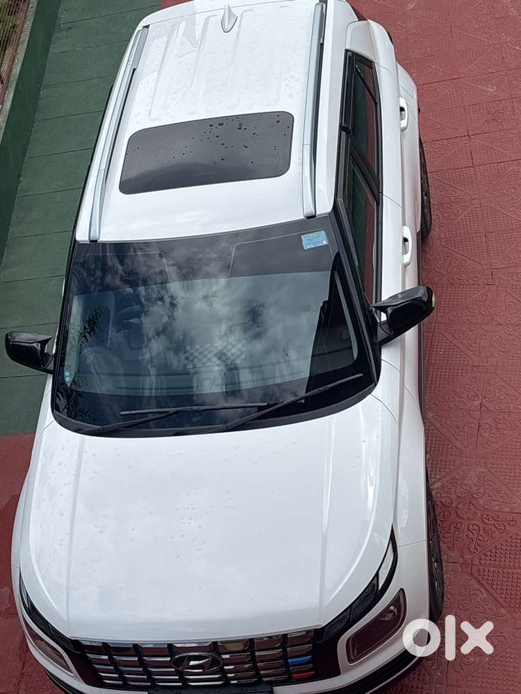 Hyundai Venue Petrol Manual 2025
