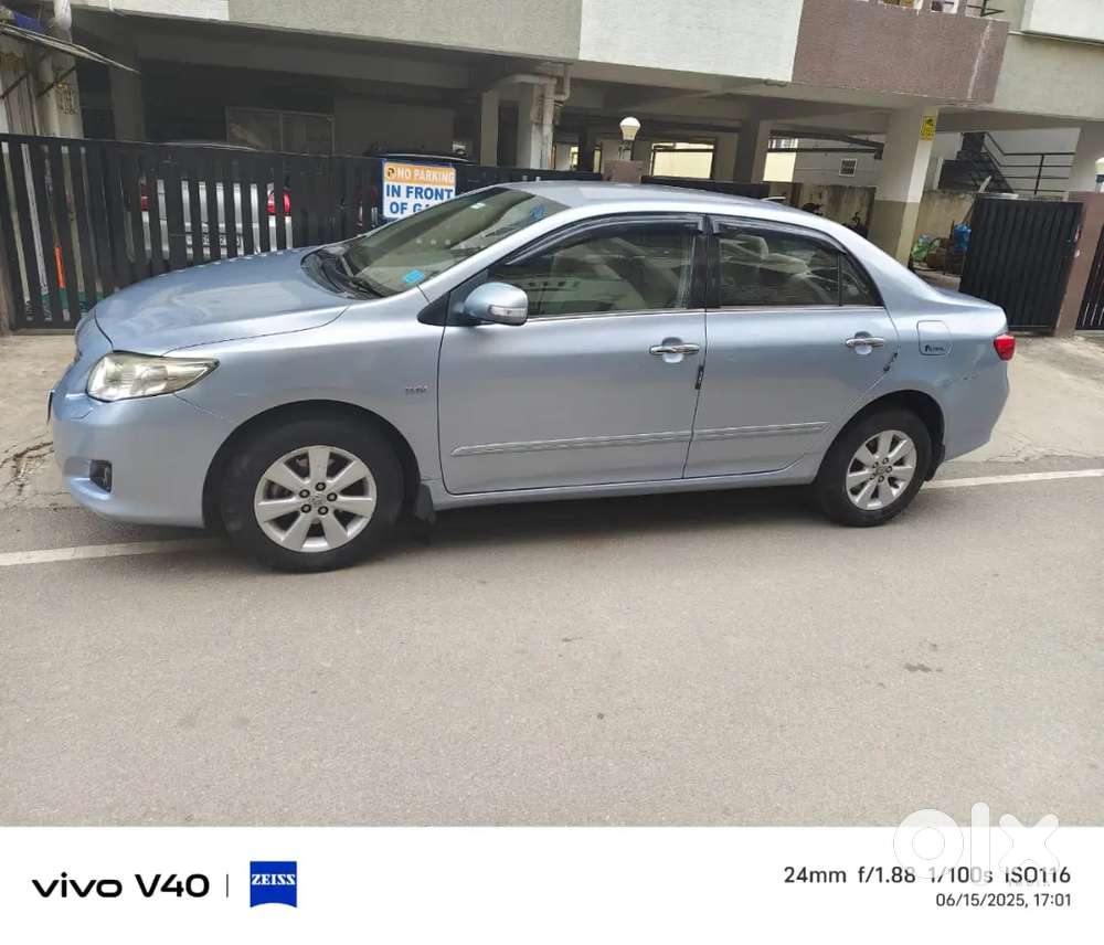 Toyota Corolla Altis 2009 Petrol 85000 Km Driven