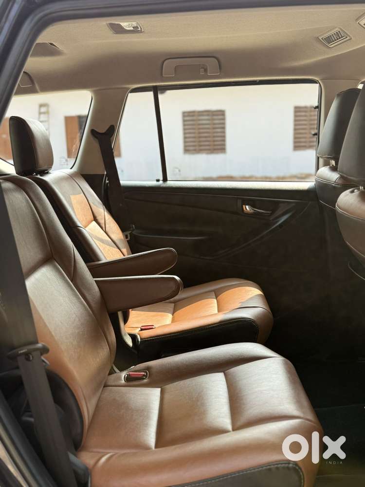 Toyota Innova Crysta [2020-ongoing] 2.4 Gx At 7 Str, 2021, Diesel