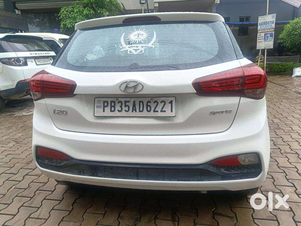 Hyundai Elite I20 Sportz (o) 1.2, 2018, Petrol