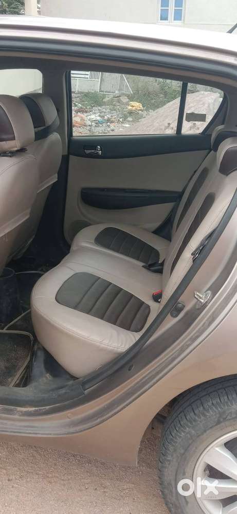 Hyundai I20 Sportz 2012