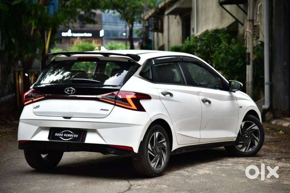 Hyundai I20 Asta (o) 1.0 Turbo Dct, 2023, Petrol