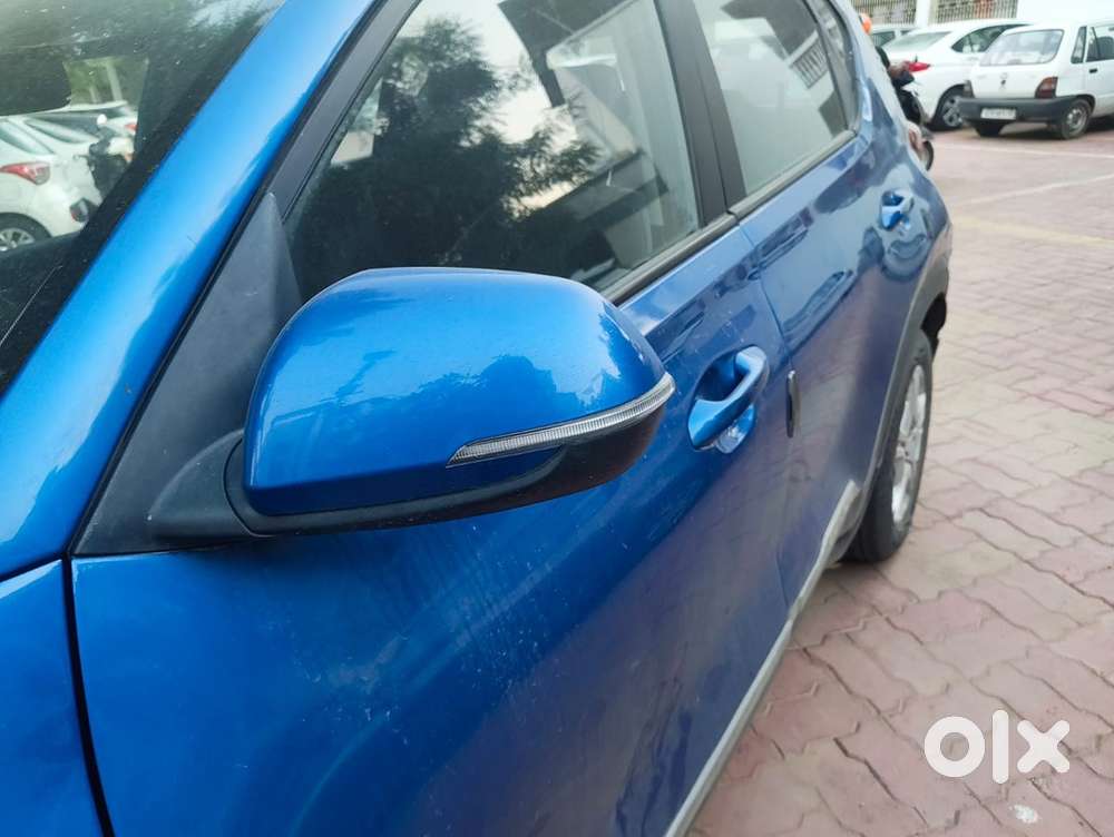 Kia Sonet Petrol 2021