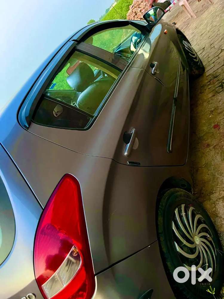 Hyundai I20 2011 Cng & Hybrids 90000 Km Driven