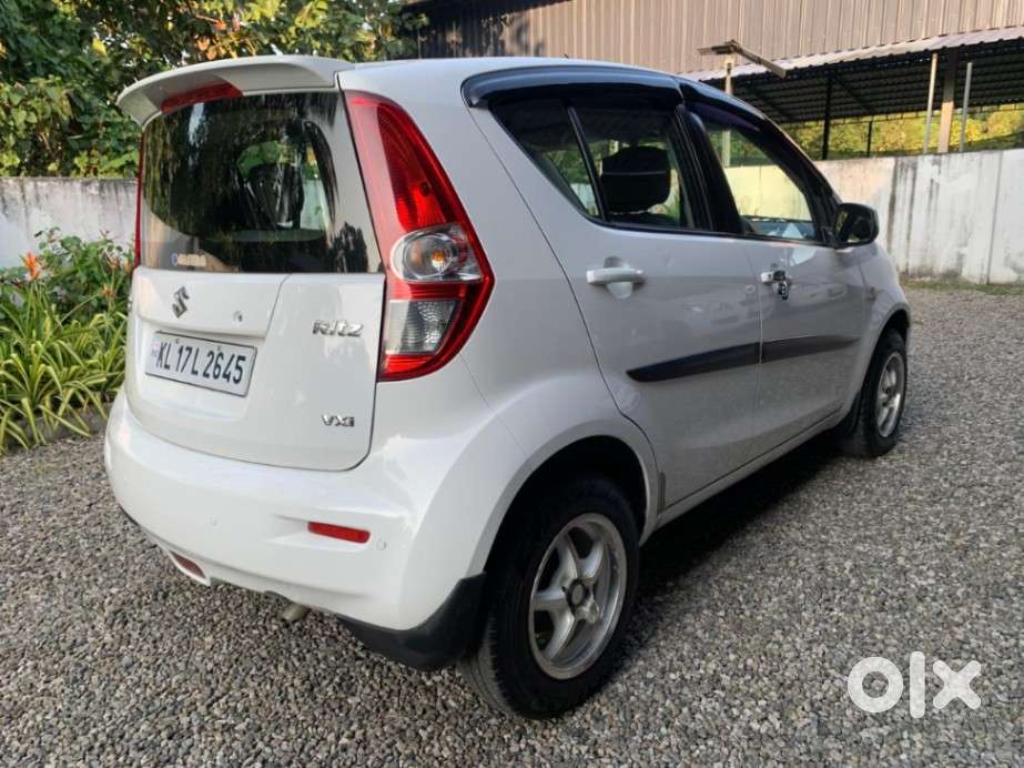 Maruti Suzuki Ritz Vxi, 2013, Petrol