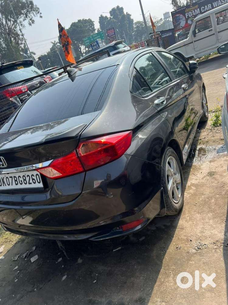 Honda City 2014 Diesel With Sunroof And Push Start