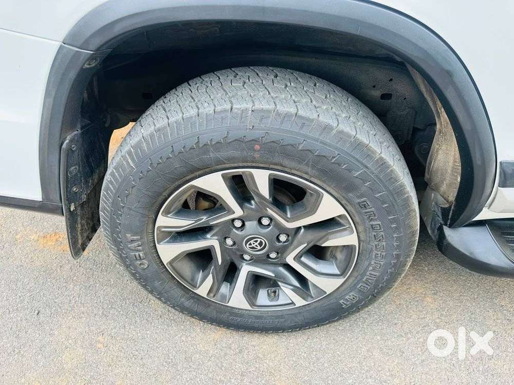 Toyota Fortuner Legender 4x2 At 2.8, 2023, Diesel