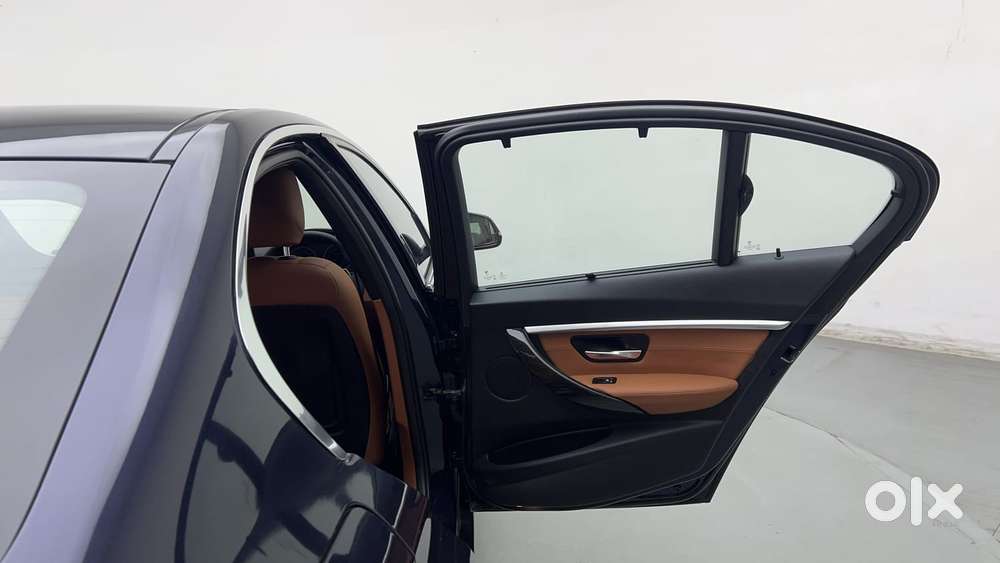 Bmw 3 Series 2.0 320i Luxury Line, 2016, Petrol