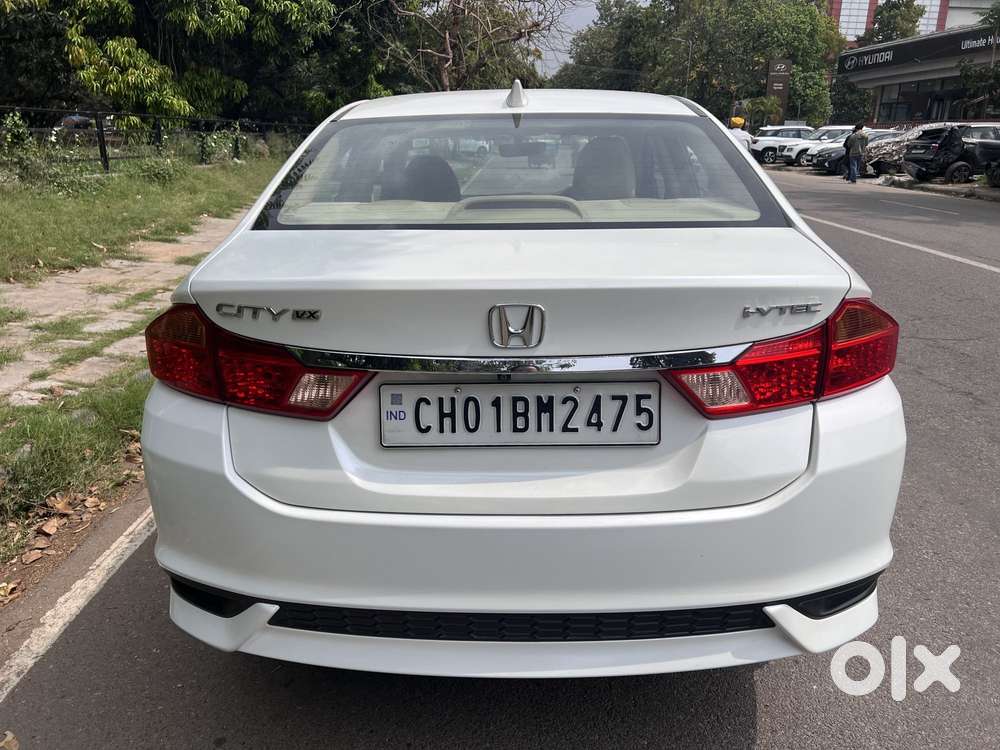 Honda City V At Sunroof I-vtec, 2017, Petrol