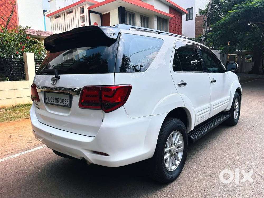 Toyota Fortuner 3.0 4x4 Manual, 2012, Diesel